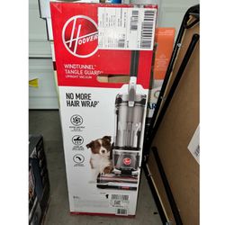 Hoover WindTunnel Tangle Guard Bagless Upright Vacuum Cleaner, UH77110, New