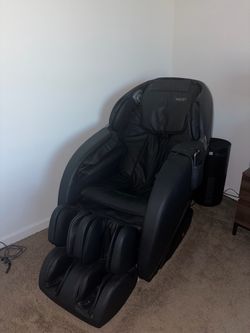FOR SALE: iRest Full Body Massage Chair