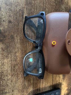 Black AI Ray Ban Wayfarer Meta glasses