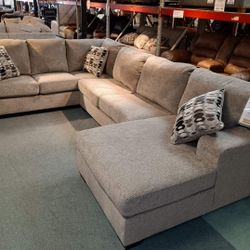 Brand New 🔥 Ballinasloe 3 Piece Sectional Sofa With Chaise 