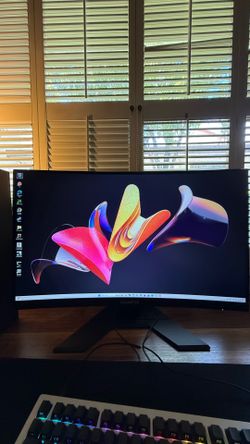 Gigabyte 27” Curved Gaming Monitor