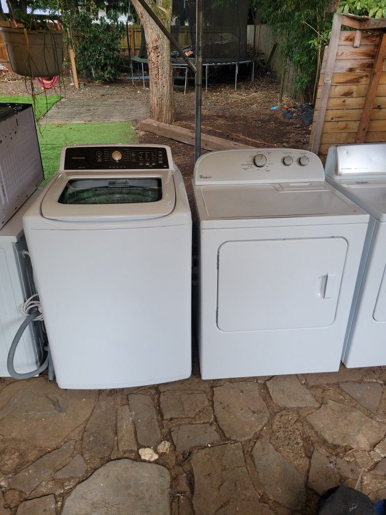 Frigidaire Washer And Electric Dryer 