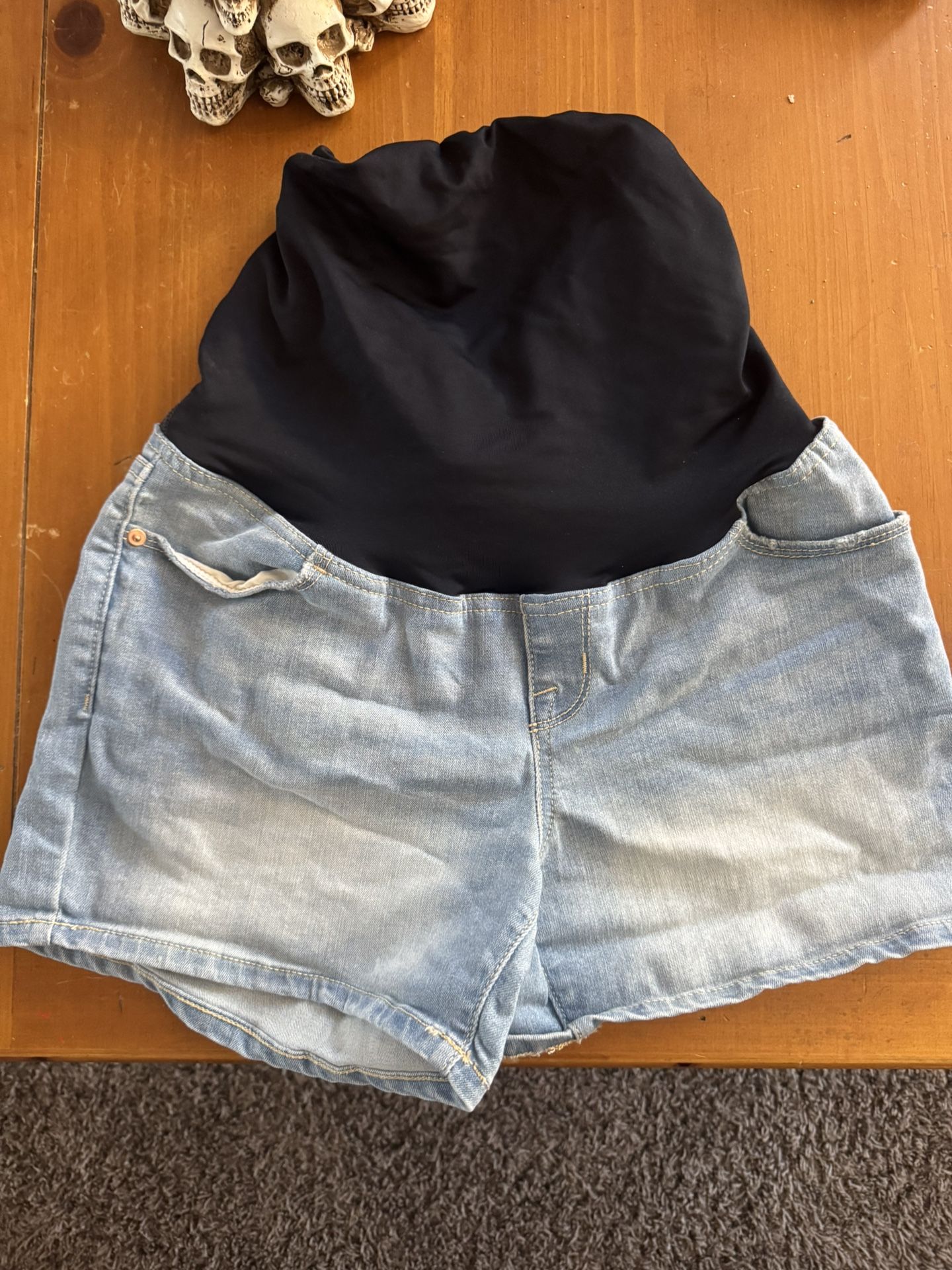 Size 4 Maternity Shorts