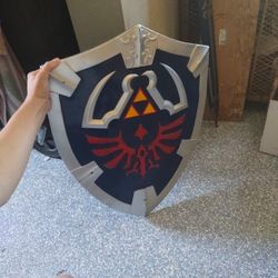 Legend Of Zelda Wooden Shield With Hanging Mechanism 3D Detail