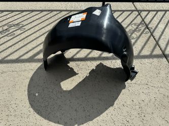 BMW Z4 Inner Liner (51-71-7-012-729)
