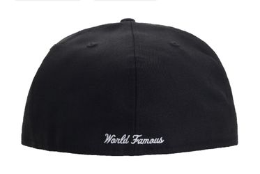 SUPREME World Famous Box Logo x NEW ERA Fitted Hat Cap 7 1/2