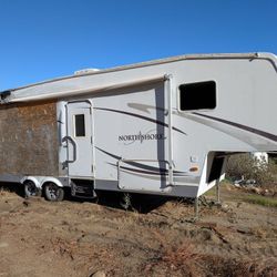 32ft fifth wheel Trailer Project / Parts / Salvage