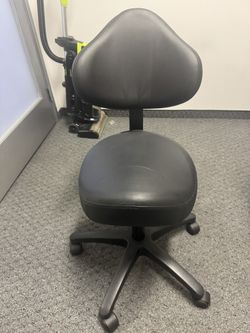 Rolling Chair