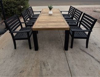 Outdoor Dining Set – Table & 6 Chairs