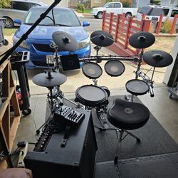 Roland TD17KVX Complete Set w/ Amp