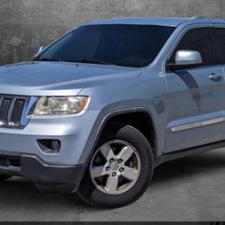 2013 Jeep Grand Cherokee Laredo