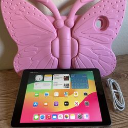 Apple iPad 6th Generation 32GB With kids case pink butterfly  and Pencil 
