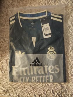 26/27 Real Madrid Away size Medium