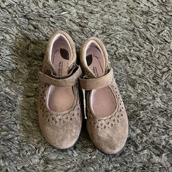 Stride Rite Brown Girls Shoes 👞
