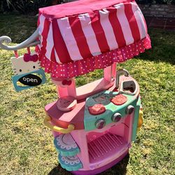 Hello Kitty Kitchen