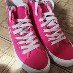 Women's 8.5 pink hash bubble high top shoes