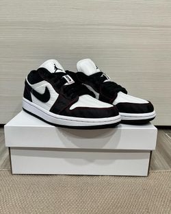 Air Jordan 1 Low Bloodline 