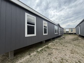 4 Bed 2 Bath 2 living Rooms 1685 Sq Ft Double Wide 