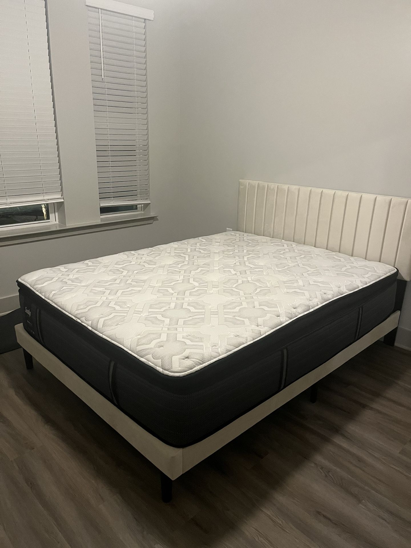 Queen Bed Mattress And Bed Frame