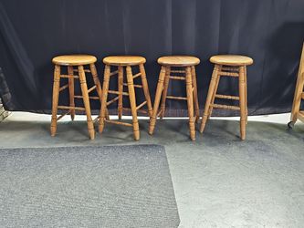 4 stools $10