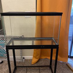 29 Gallon Enclosure With Stand