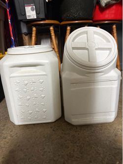 Heavy duty storage bins