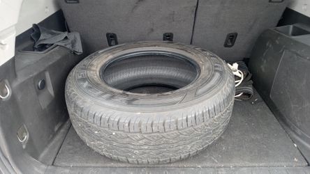 255/65/16 Tire