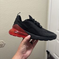 Nike Airmax 270 Black Red 
