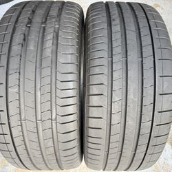 TWO TIRES 285/35/23 Pirelli P Zero PZ4 Like New With 90-95% Left Lamborghini Urus Used Pair • 