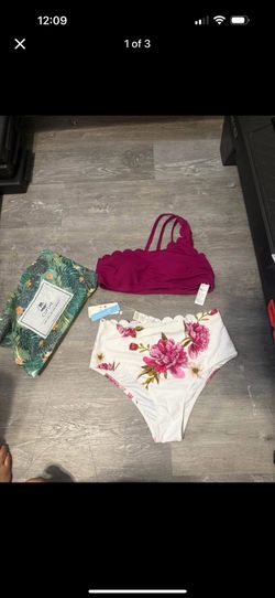Two Piece Bathing Suit Size Large By Cupshe