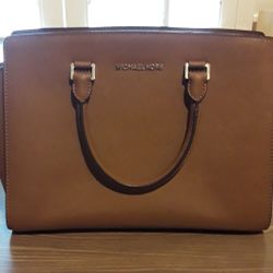 Michael Kors purse