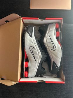 Nike Shox R4