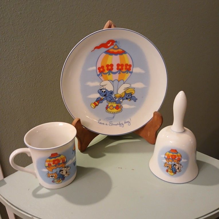 Vintage 1982 Smurf Plate, Cup And Bell
