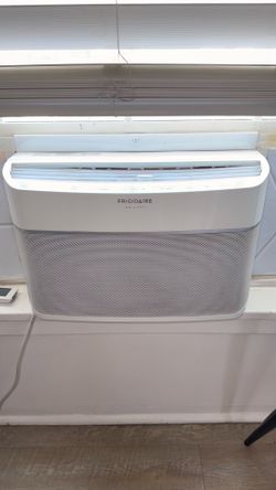 Frigidaire Gallery Window Air Conditioner