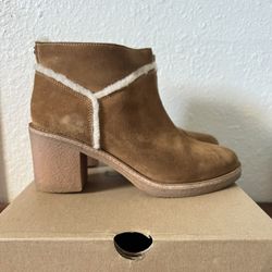 Women’s W Kasen Ugg Boots
