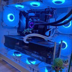 Gaming PC with RTX 4080 Super