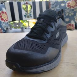 (Sizes 6.5-7 Men's/7.5-8 Women's) New, unboxed. Keen Men's Sparta II Work Shoes - Aluminum Toe