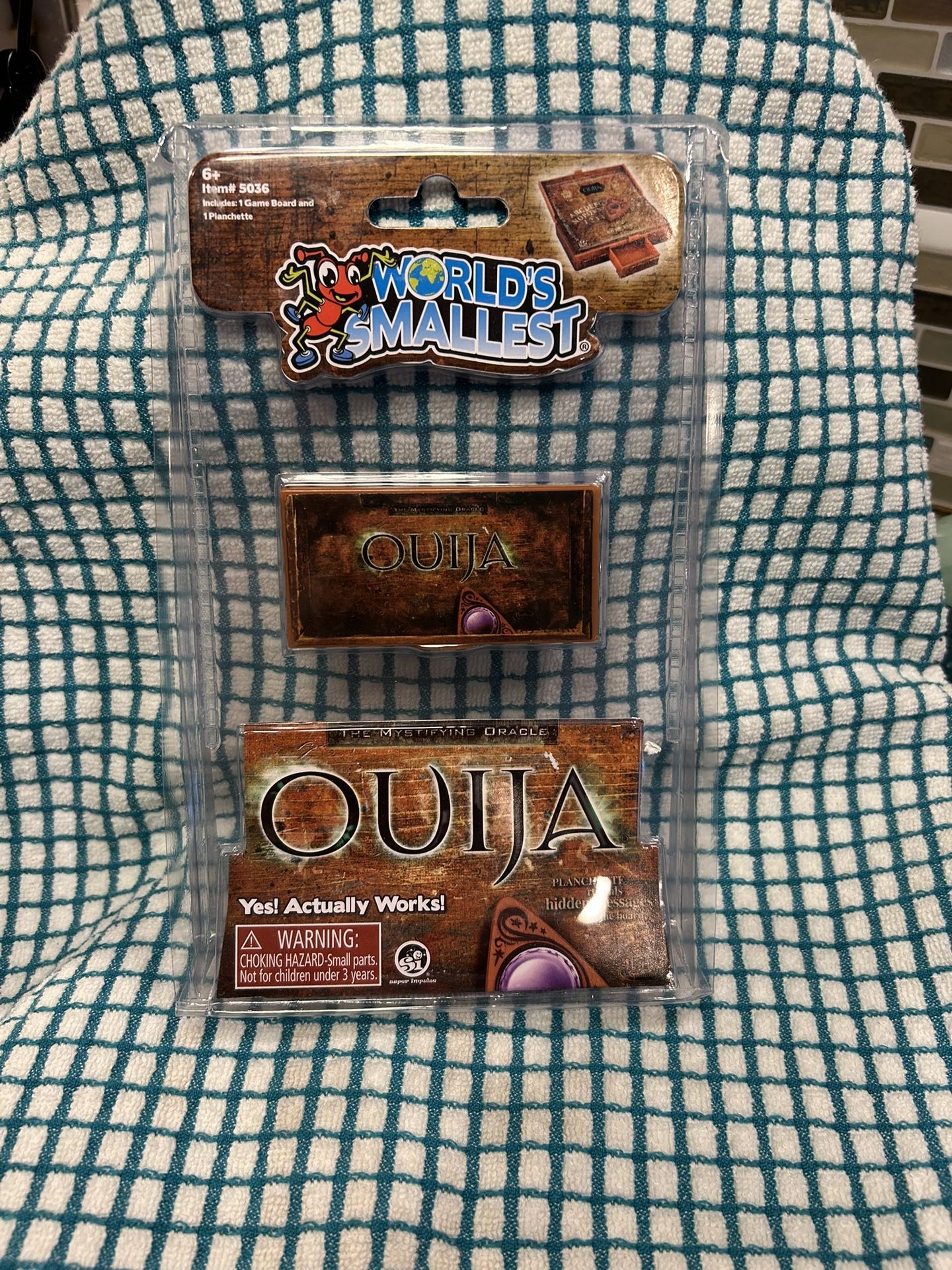 World's Smallest Ouija Board Game