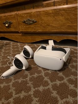 Quest 2 VR Set – Great Condition