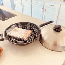 Nonstick Skillet Pan with Lid and Rack