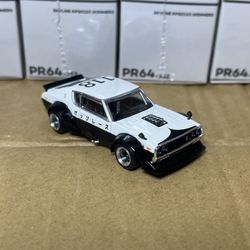 Pop Race Nissan Skyline GT-R KPGC110 Kenmeri - NPA Style 1:64 Car PR640252