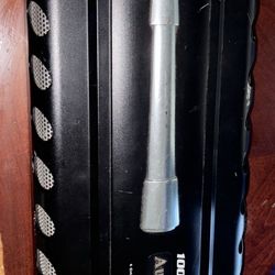 3 Bass Amplifiers 