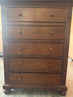 Dresser. Chestnut brown. Heavy duty
