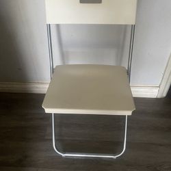 White Chair Folder New