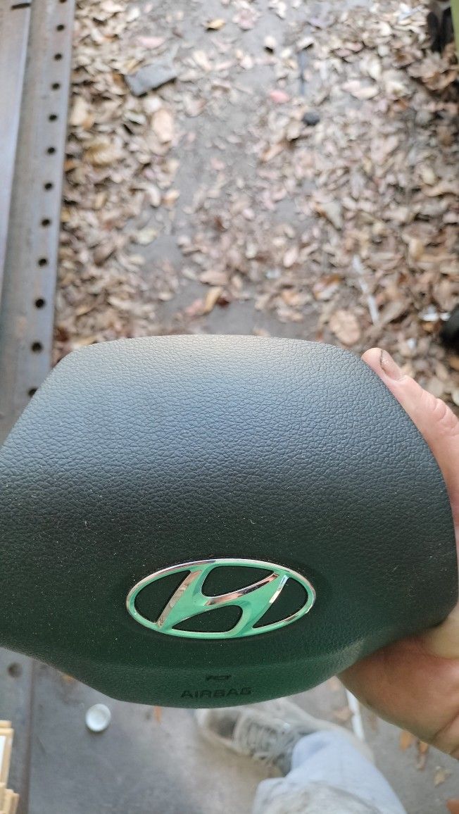 2018 To 2020 Hyundai Elantra GT Steering Airbag