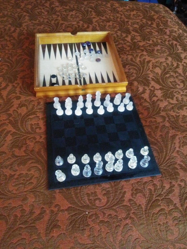 Chess And Backgammon Set Glass And Wood