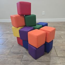 BUILDING BLOCKS/FOAM