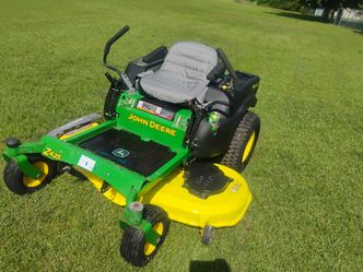 54"Cut John Deere zero turn mower runs cuts great 2000 cash firm read full description