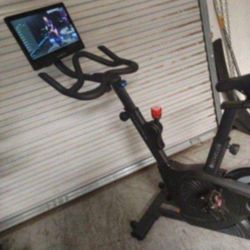 Echelon ex-4s+ spin exercise indooor smart bike with 15"  screen