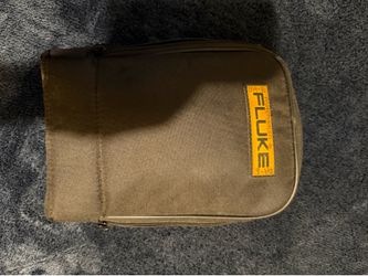 Fluke 117/323 Multimeter and Clamp Meter Combo Kit
